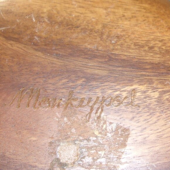 H-285 VINTAGE WOODEN BOWL WITH LID BY MONKEYPOD - Picture 8 of 11